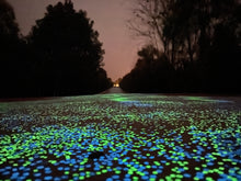 Load image into Gallery viewer, Starpath® Eco-Chip Residential - 1Kg Bag (Approx 1 Sq/m coverage)