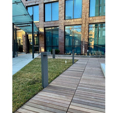 Load image into Gallery viewer, DRAGO Bollard