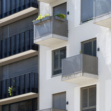 Load image into Gallery viewer, Shielded Wall Light