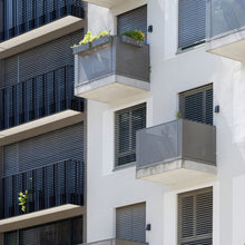 Load image into Gallery viewer, Shielded Residential Wall Light